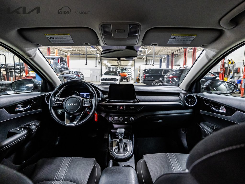 Kia Forte EX 2022 à , Québec - 10 - w1024h768px
