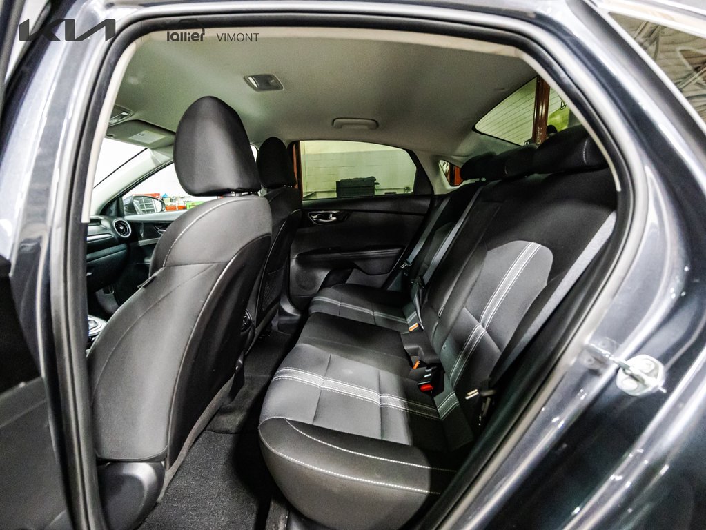 Kia Forte EX 2022 à , Québec - 8 - w1024h768px