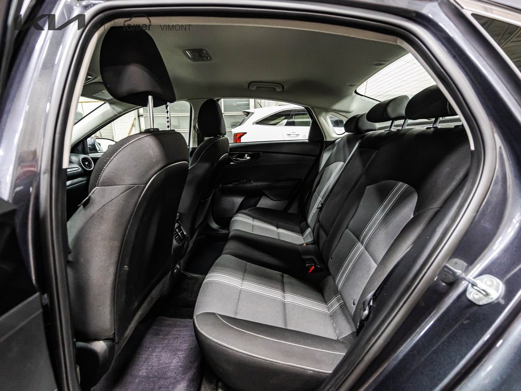 Kia Forte EX 2022 à , Québec - 8 - w1024h768px