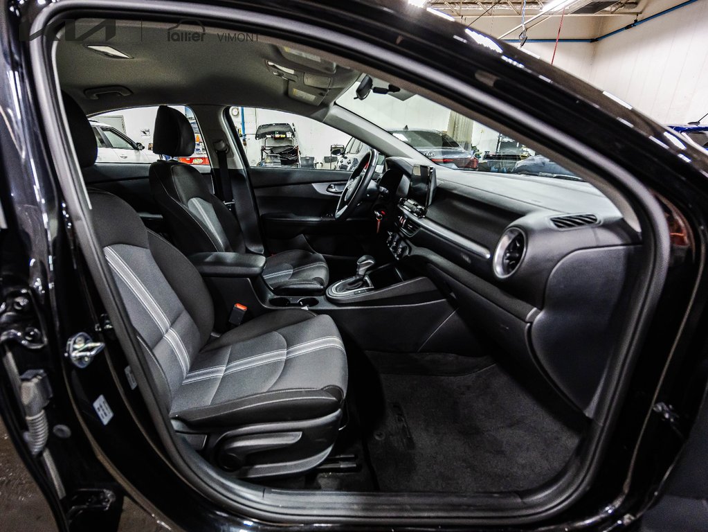 Kia Forte LX 2022 à , Québec - 11 - w1024h768px