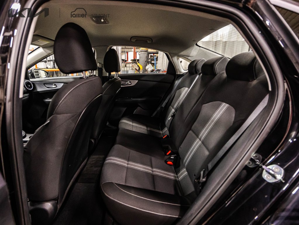 Kia Forte LX 2022 à , Québec - 10 - w1024h768px