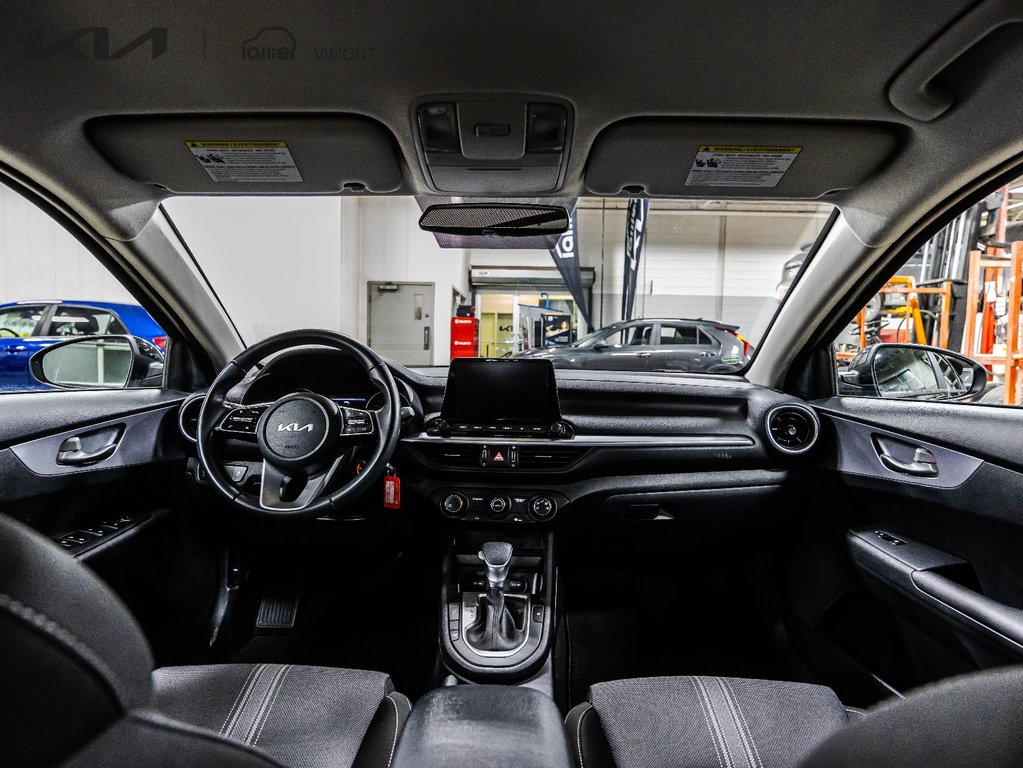 Kia Forte LX 2022 à , Québec - 12 - w1024h768px