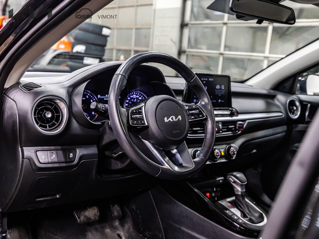 Kia Forte EX+ 2022 à , Québec - 21 - w1024h768px