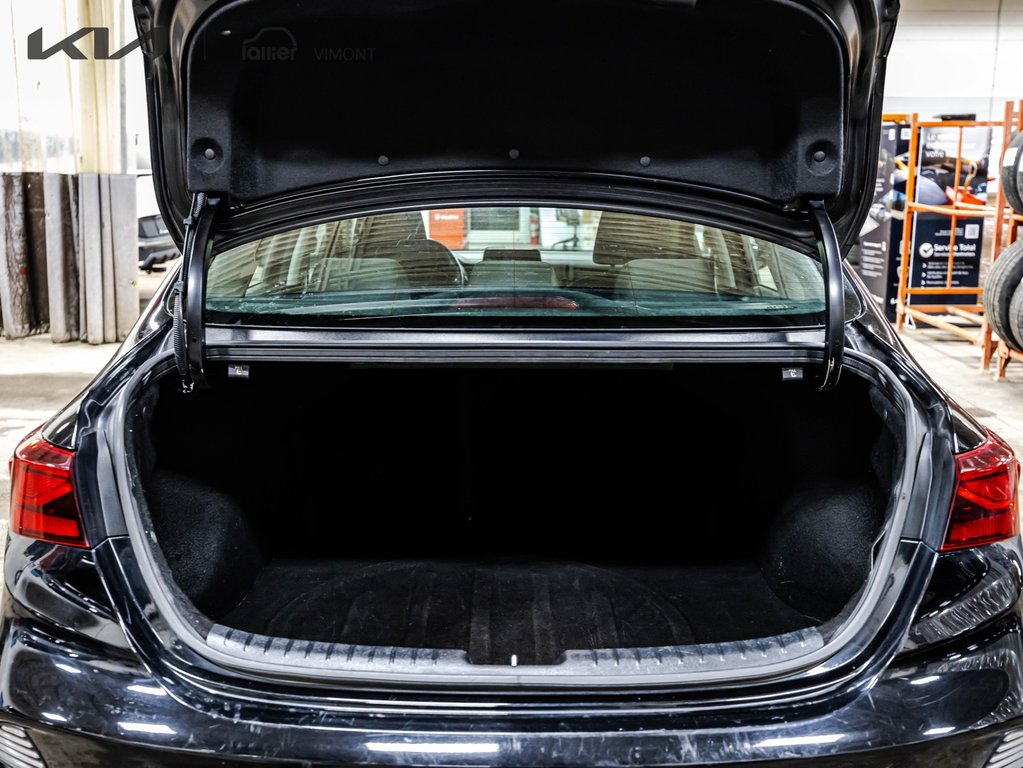 Kia Forte LX 2022 à Montréal, Québec - 24 - w1024h768px