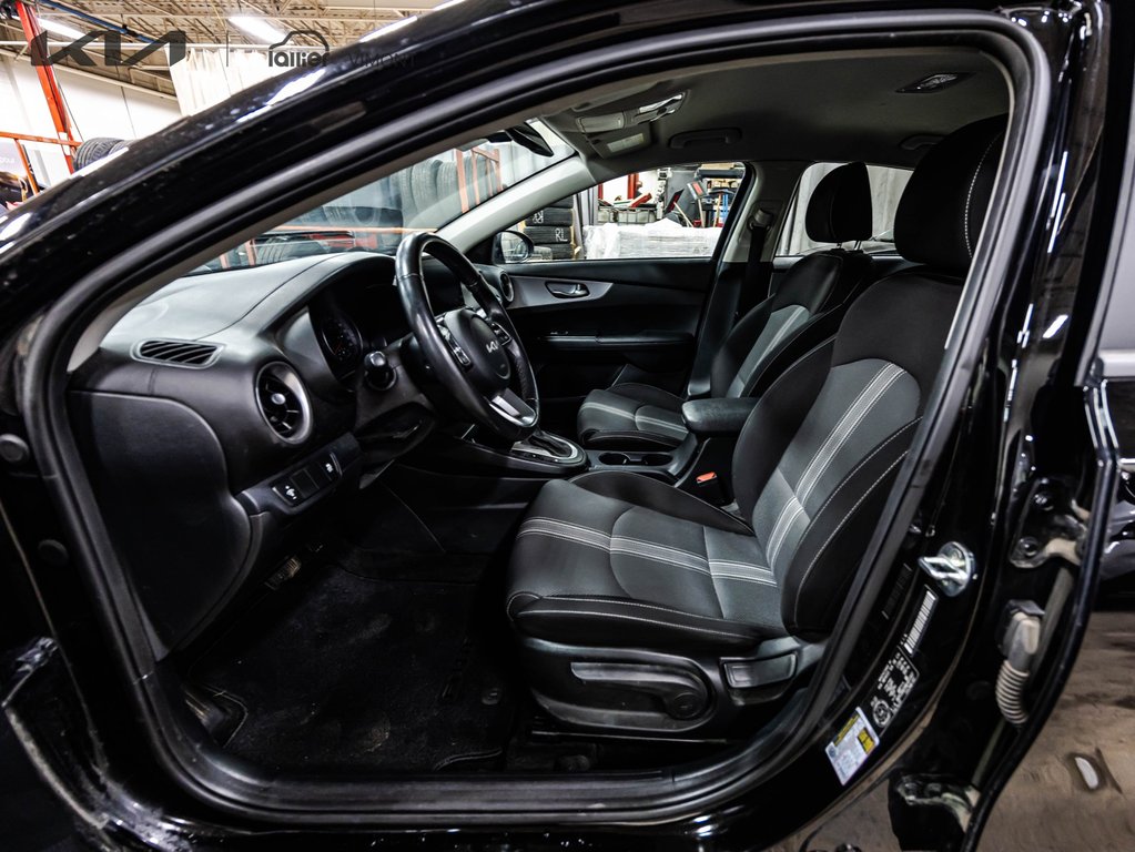 Kia Forte LX 2022 à Montréal, Québec - 9 - w1024h768px