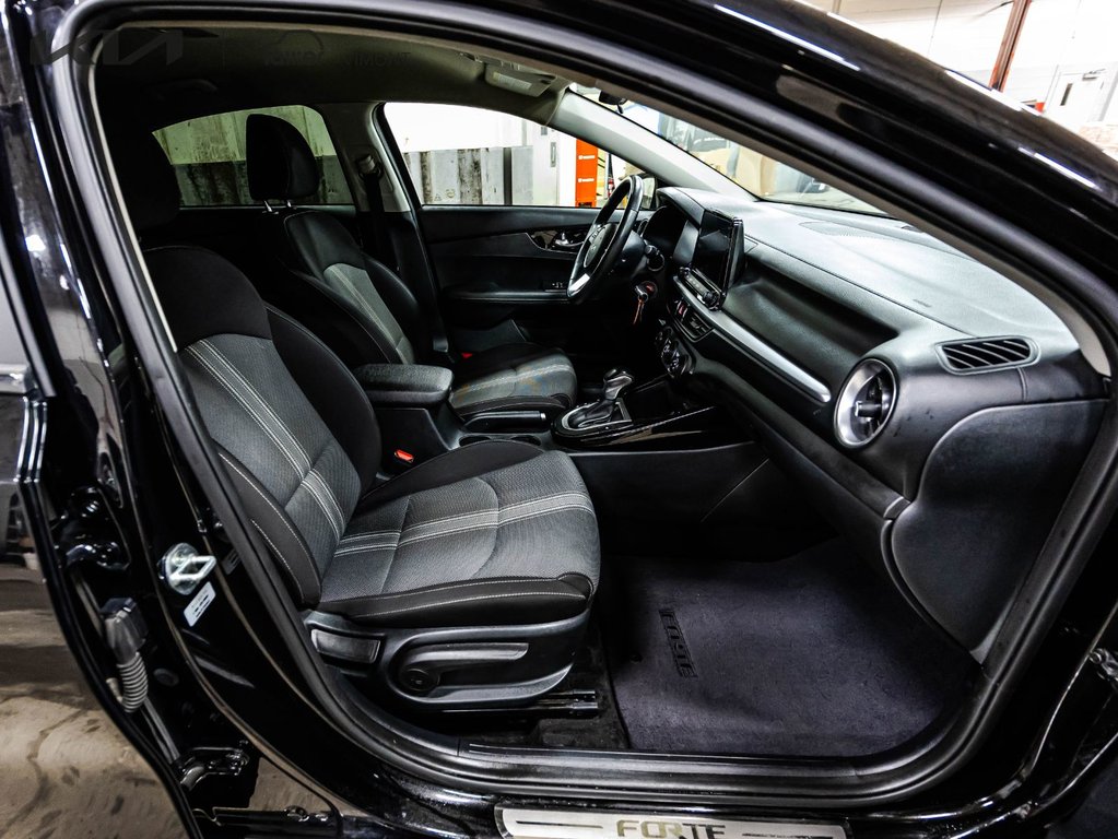 Kia Forte EX 2022 à Montréal, Québec - 11 - w1024h768px