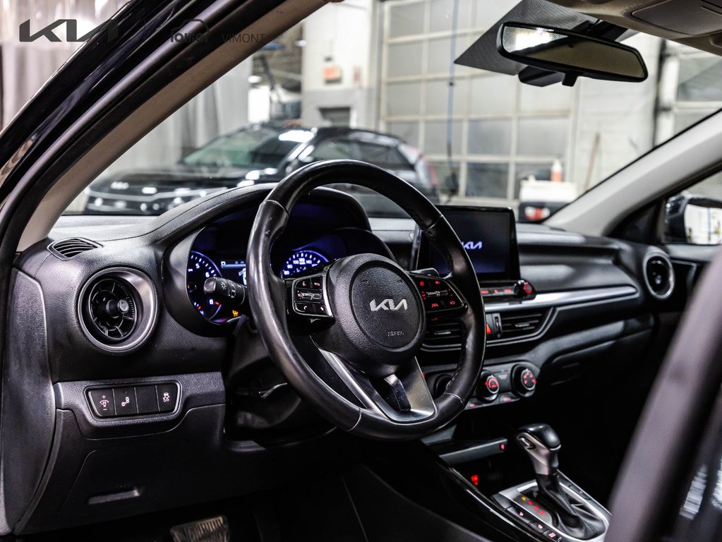 Kia Forte EX 2022 à Montréal, Québec - 18 - w1024h768px