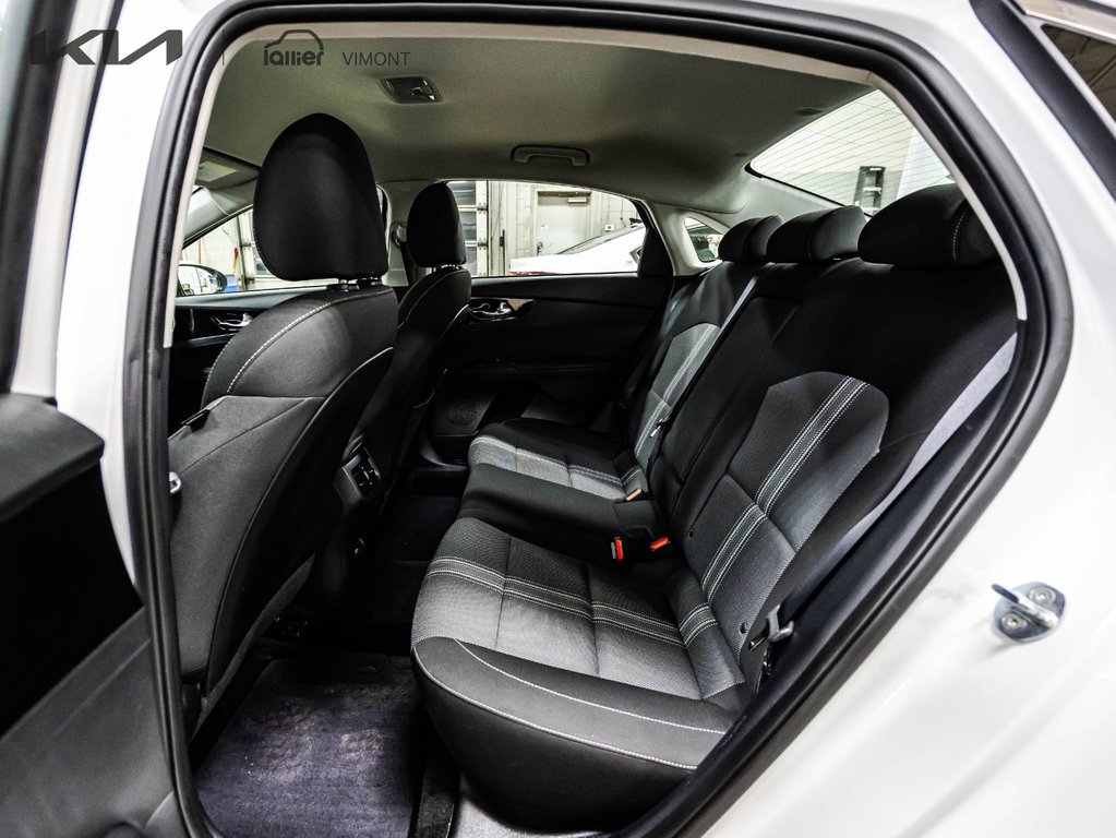 Kia Forte EX 2022 à Montréal, Québec - 10 - w1024h768px