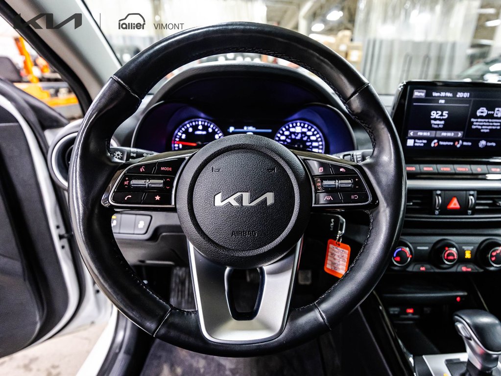 Kia Forte EX 2022 à Montréal, Québec - 21 - w1024h768px