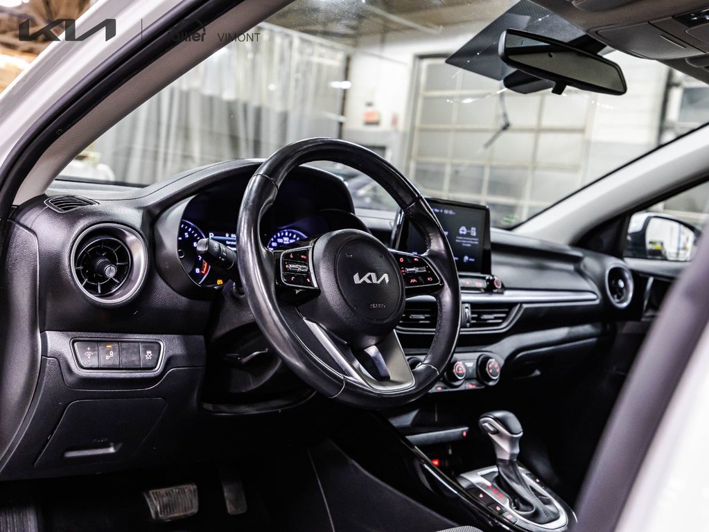 Kia Forte EX+ 2022 à Montréal, Québec - 21 - w1024h768px