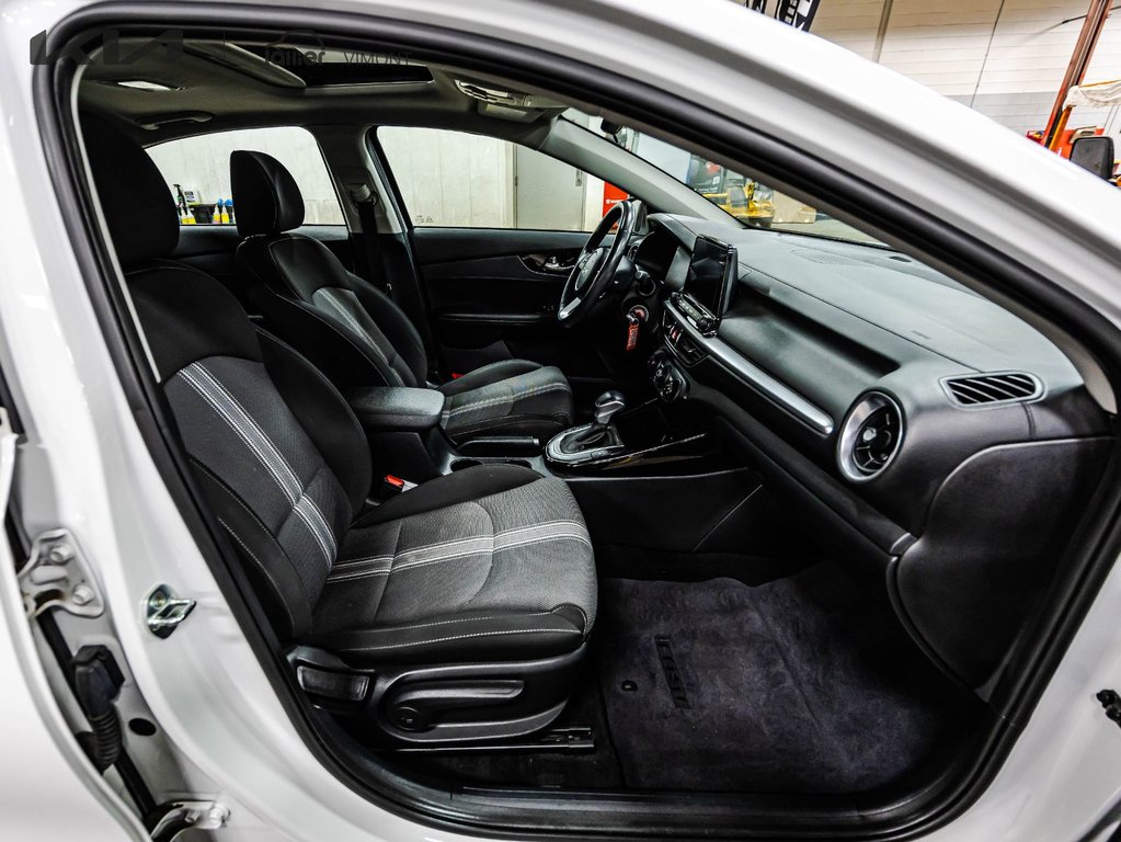 Kia Forte EX+ 2022 à Montréal, Québec - 11 - w1024h768px