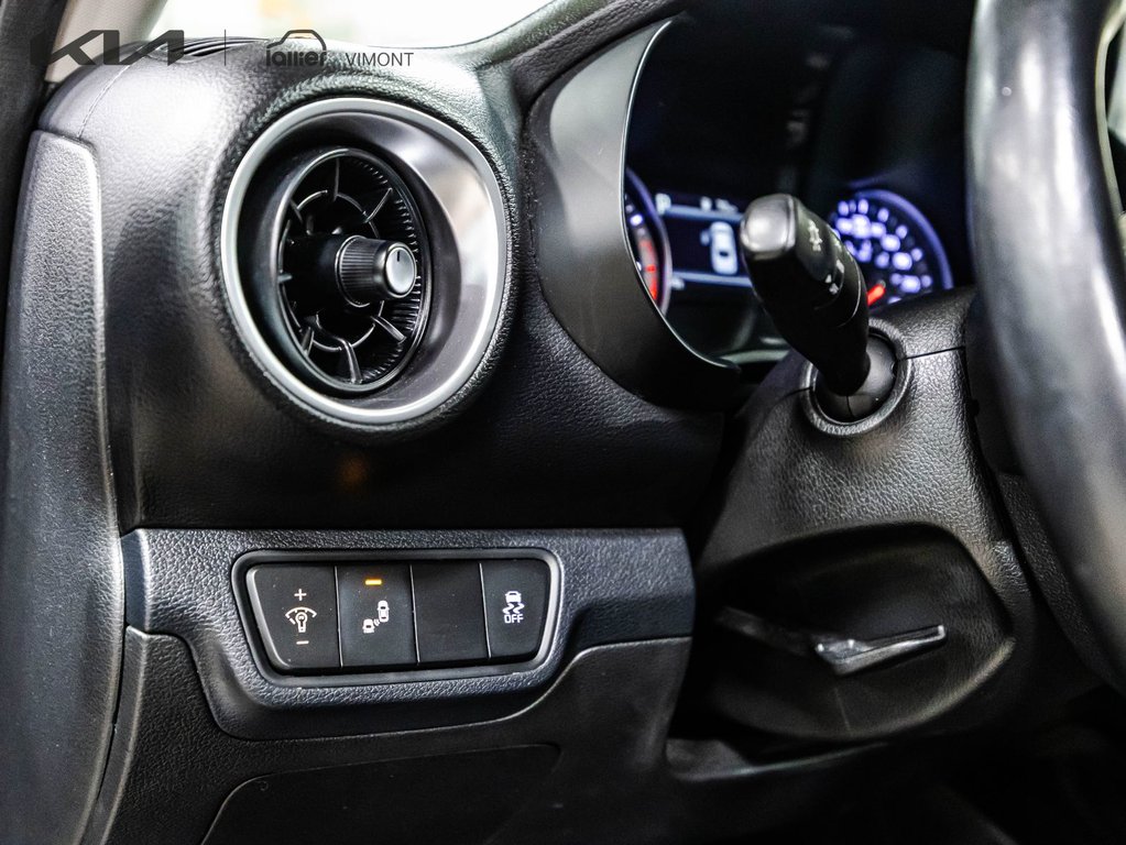 Kia Forte EX+ 2022 à Montréal, Québec - 24 - w1024h768px