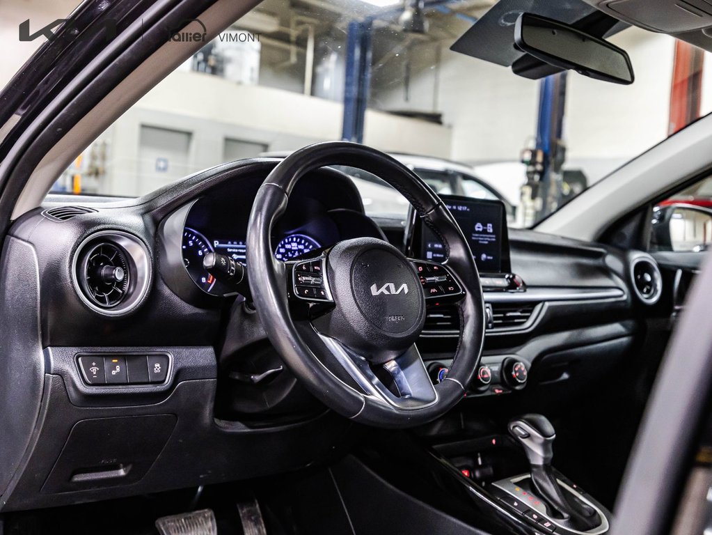 Kia Forte EX+ 2022 à Montréal, Québec - 21 - w1024h768px