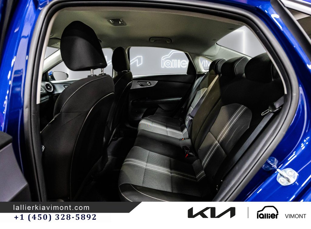 2022 Kia Forte LX in Montréal, Quebec - 10 - w1024h768px