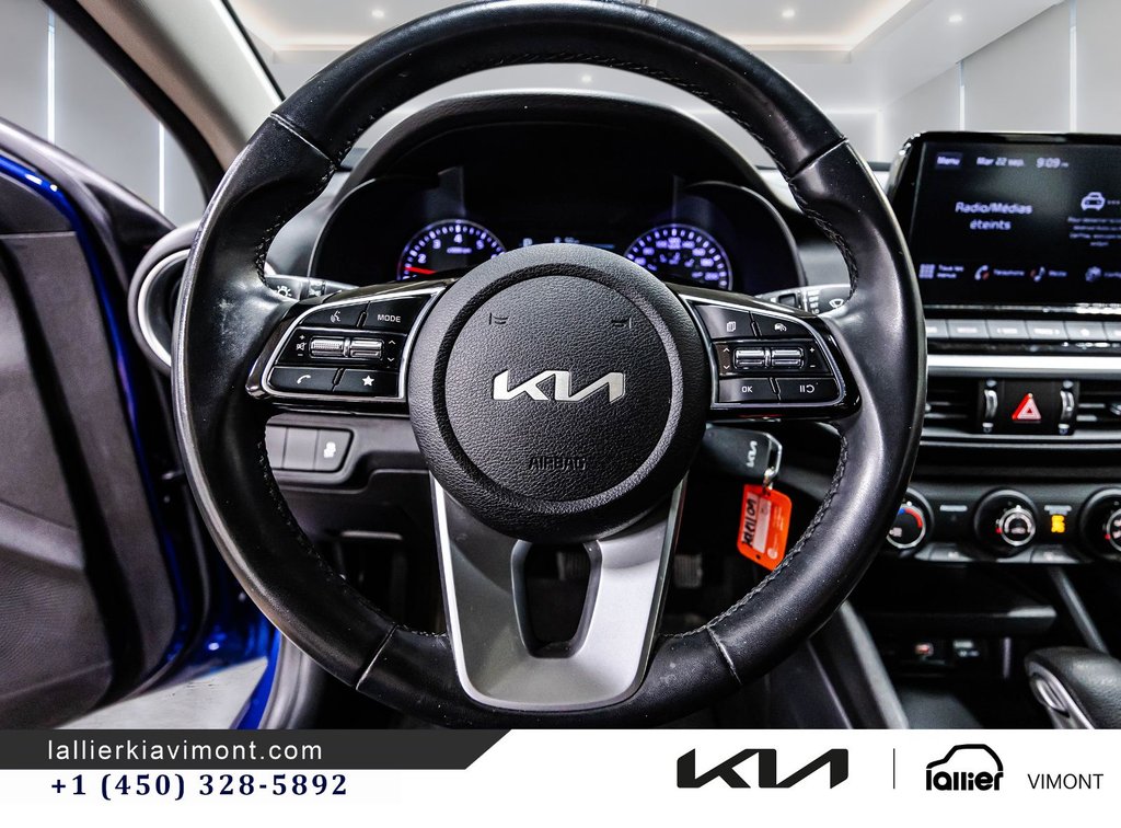 2022 Kia Forte LX in Montréal, Quebec - 21 - w1024h768px