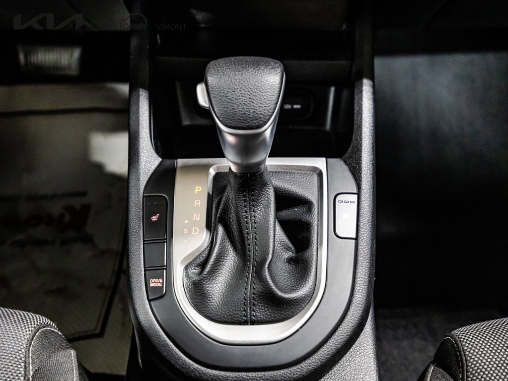 Kia Forte LX 2023 à , Québec - 22 - w1024h768px