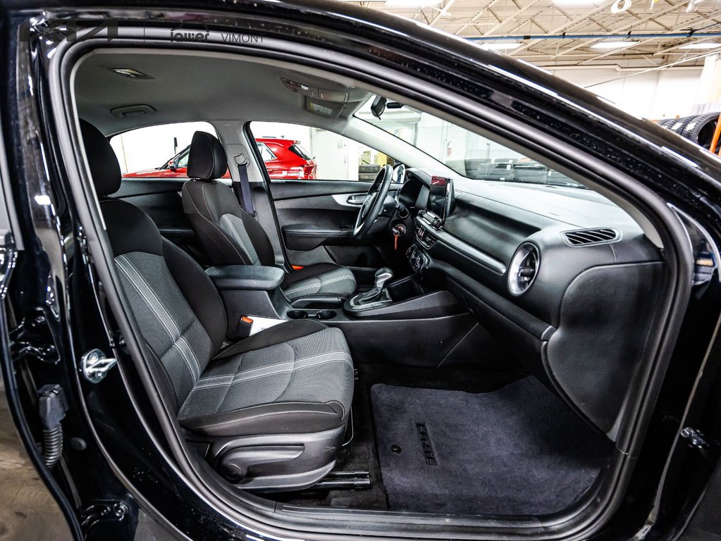 Kia Forte LX 2023 à , Québec - 9 - w1024h768px