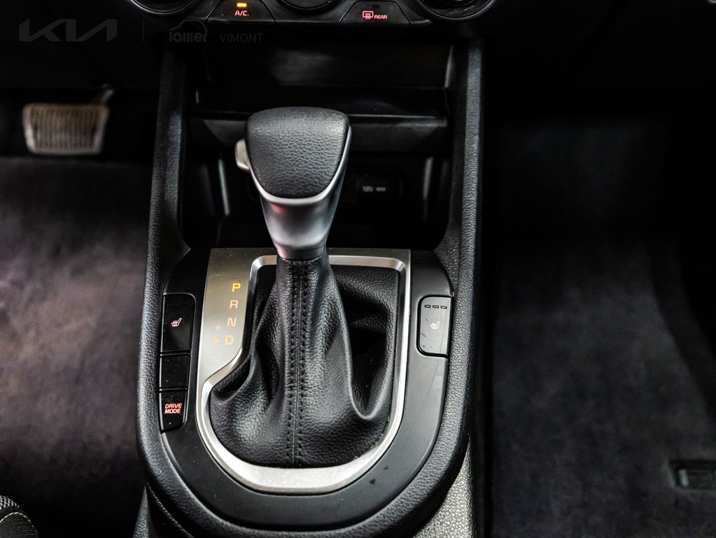 Kia Forte LX 2023 à , Québec - 22 - w1024h768px