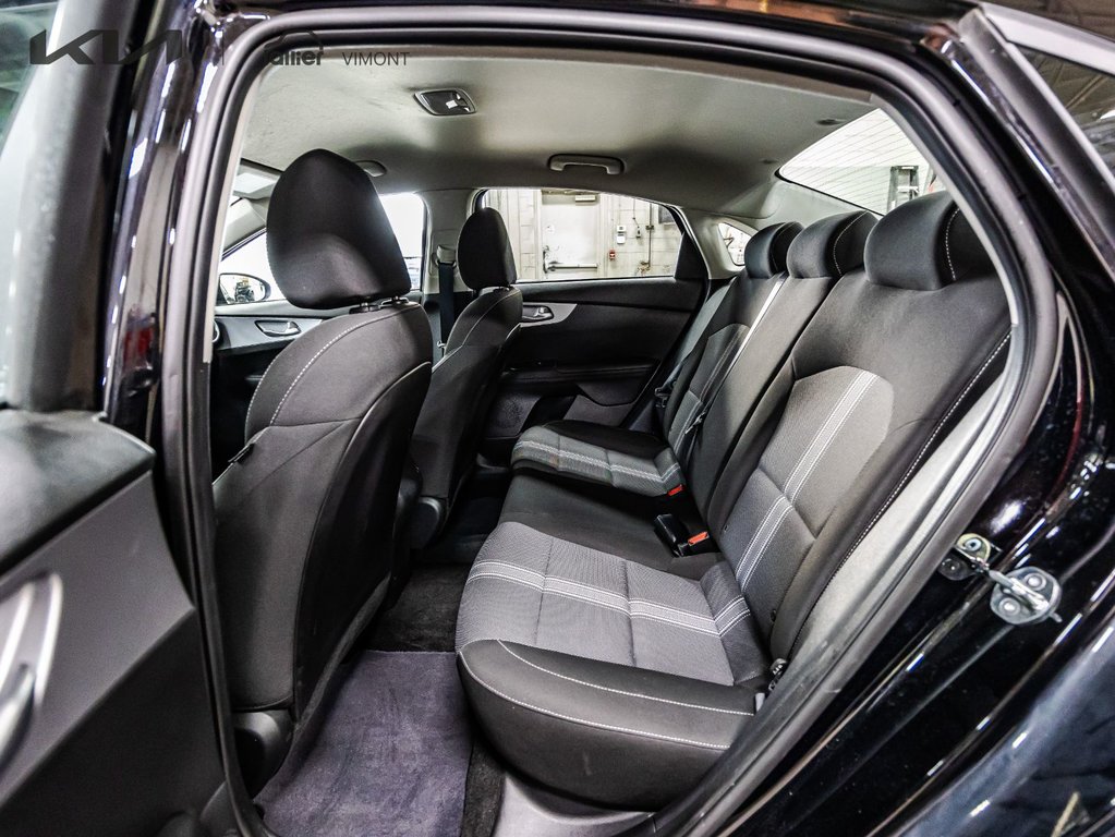 Kia Forte LX 2023 à , Québec - 8 - w1024h768px