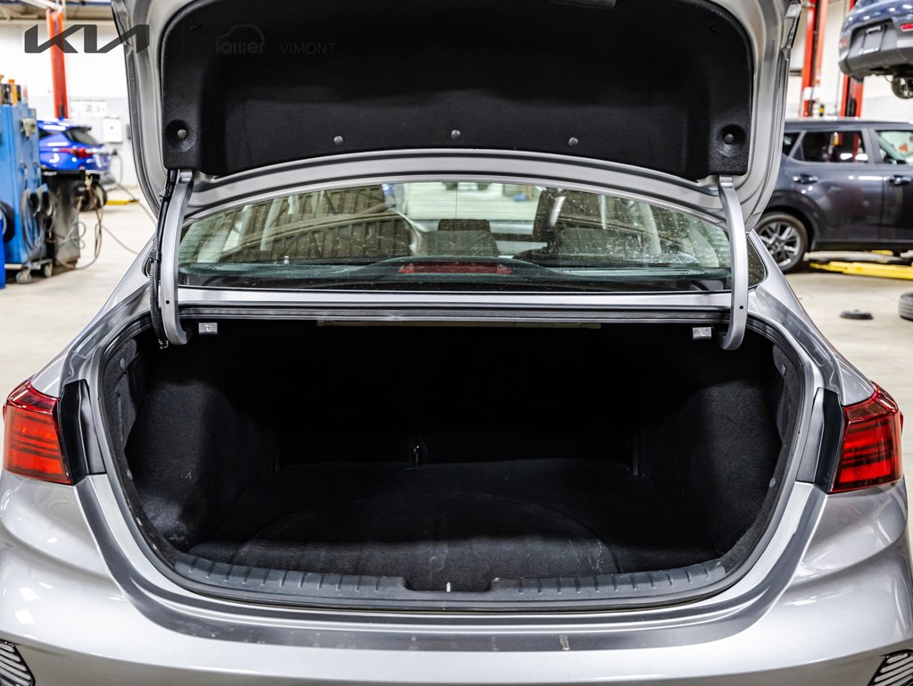 Kia Forte EX+ 2023 à , Québec - 25 - w1024h768px