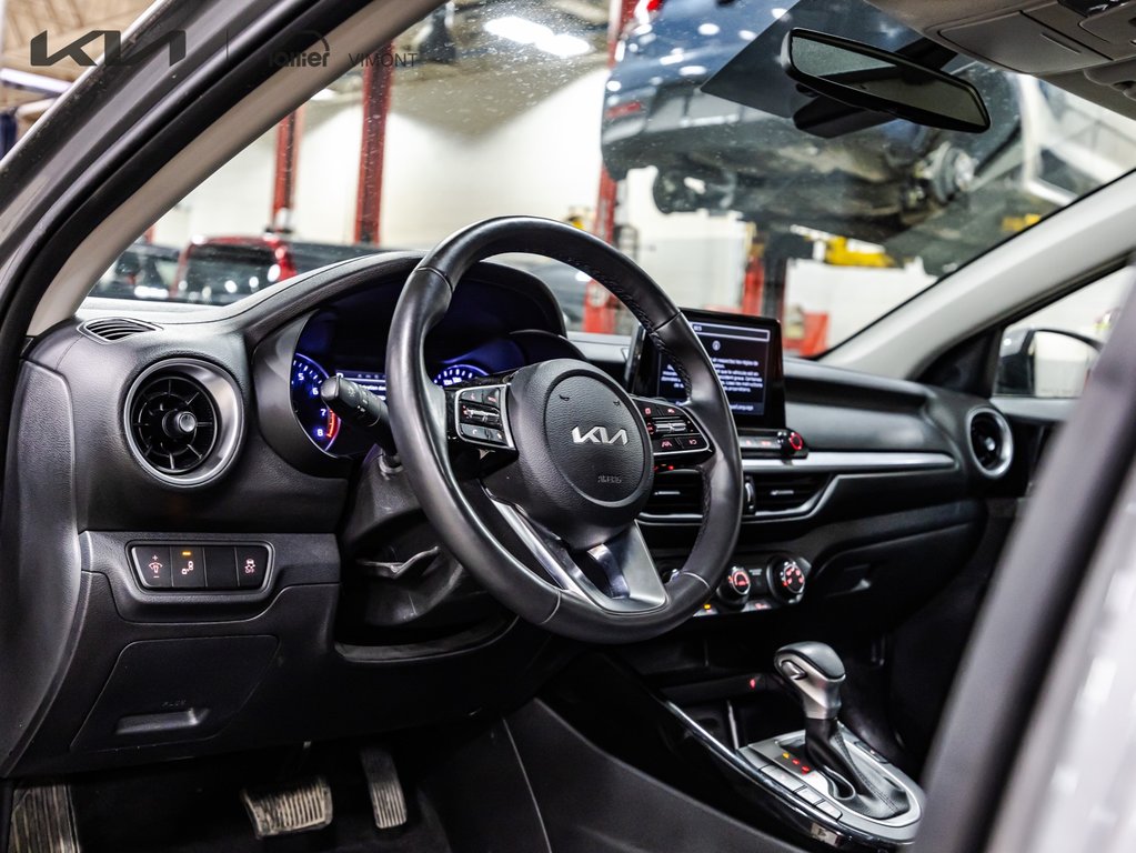 Kia Forte EX+ 2023 à , Québec - 21 - w1024h768px