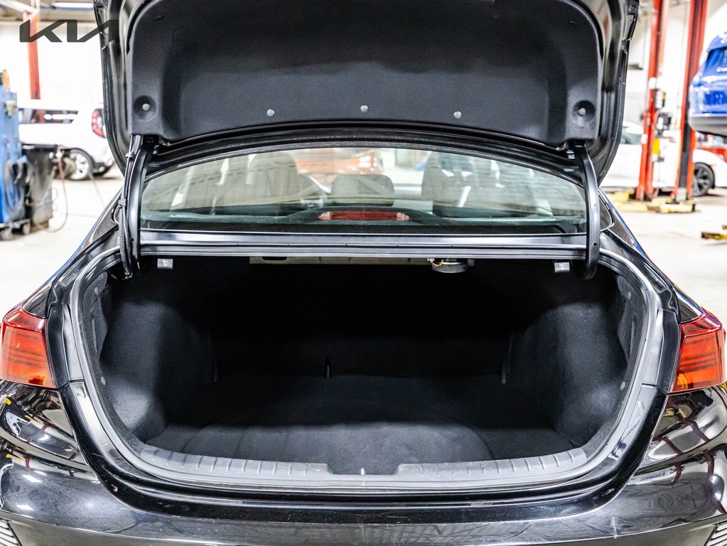 Kia Forte GT Limited 2023 à , Québec - 26 - w1024h768px