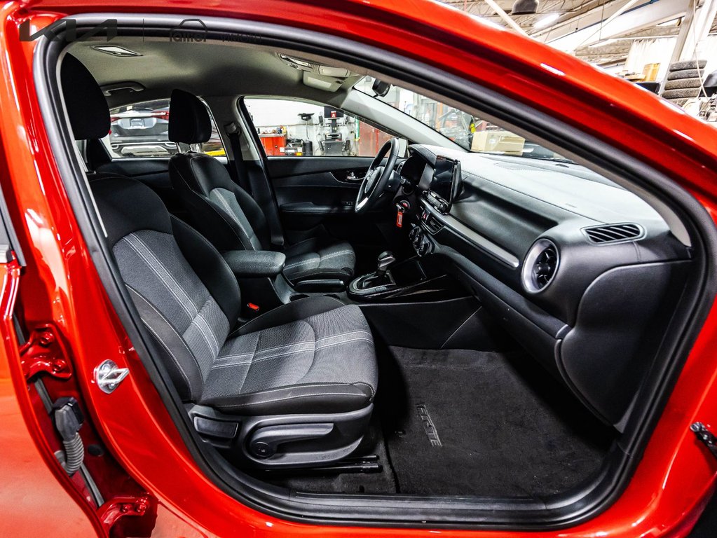 2023 Kia Forte EX in , Quebec - 9 - w1024h768px