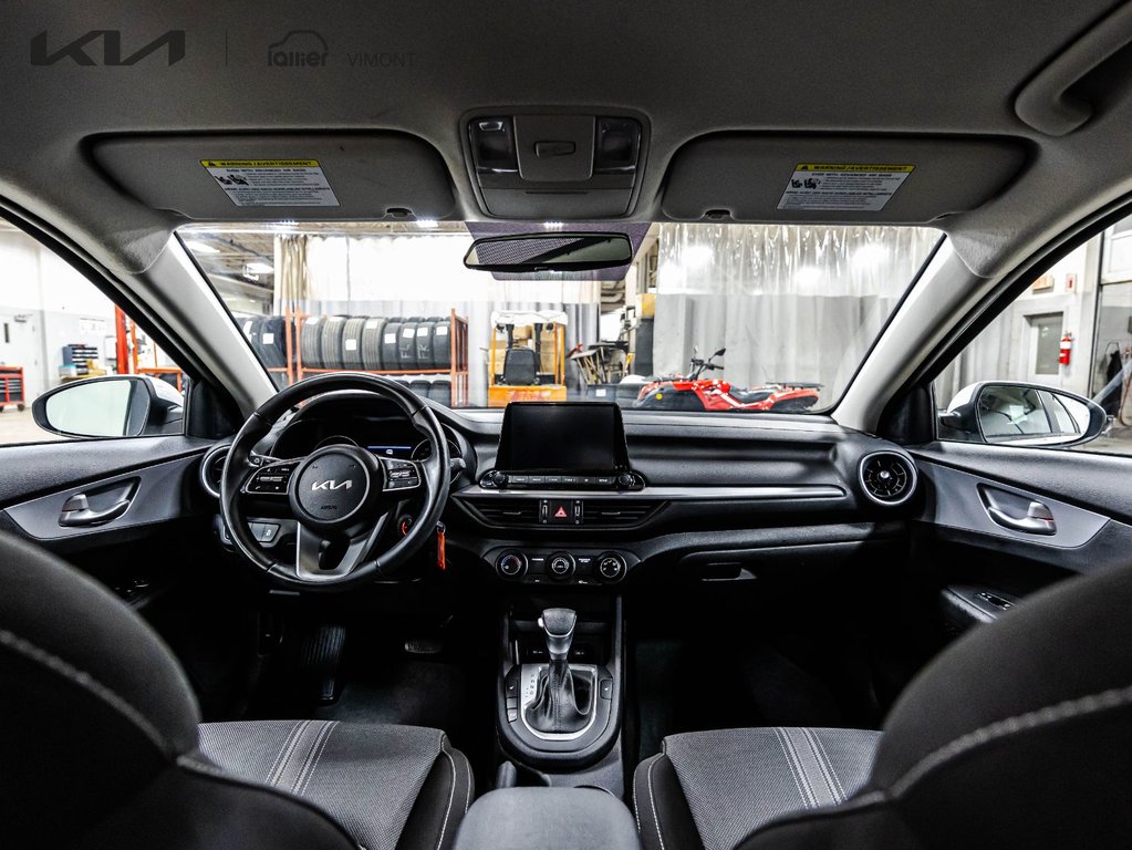 Kia Forte LX 2023 à , Québec - 10 - w1024h768px