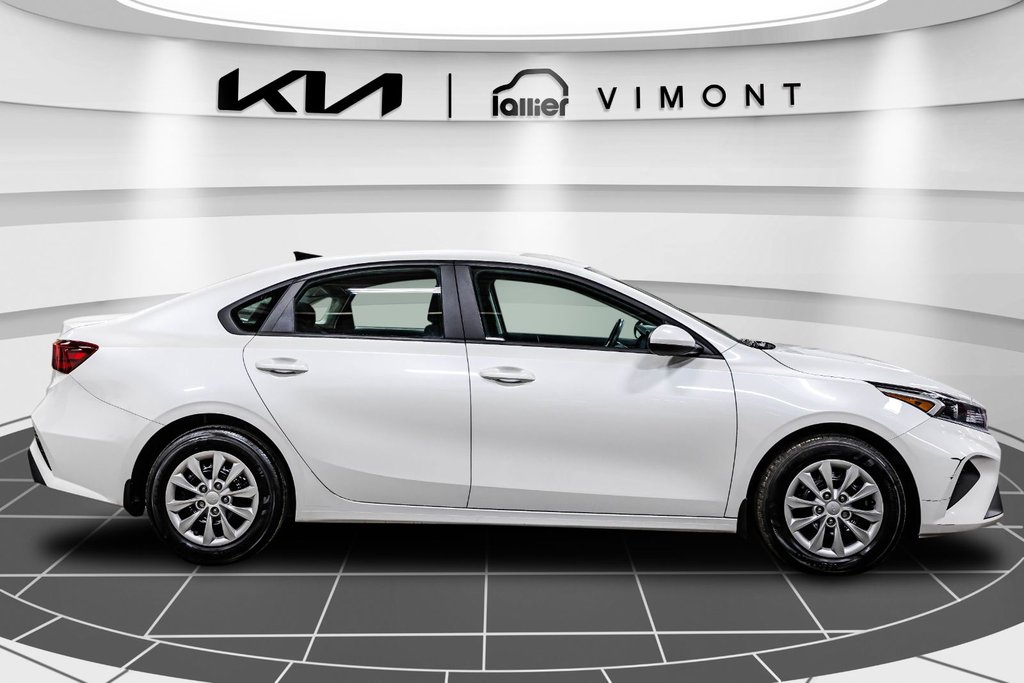 Kia Forte LX 2023 à , Québec - 16 - w1024h768px