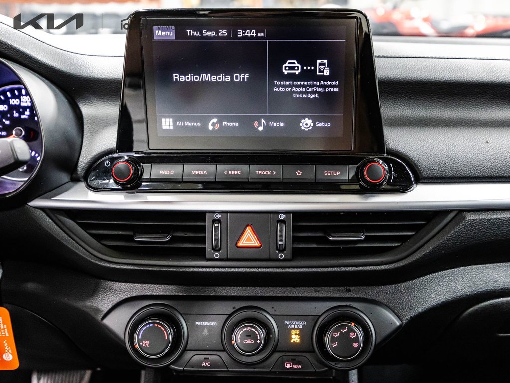 Kia Forte LX 2023 à , Québec - 11 - w1024h768px