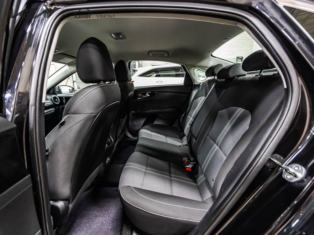 Kia Forte EX 2023 à , Québec - 8 - w1024h768px