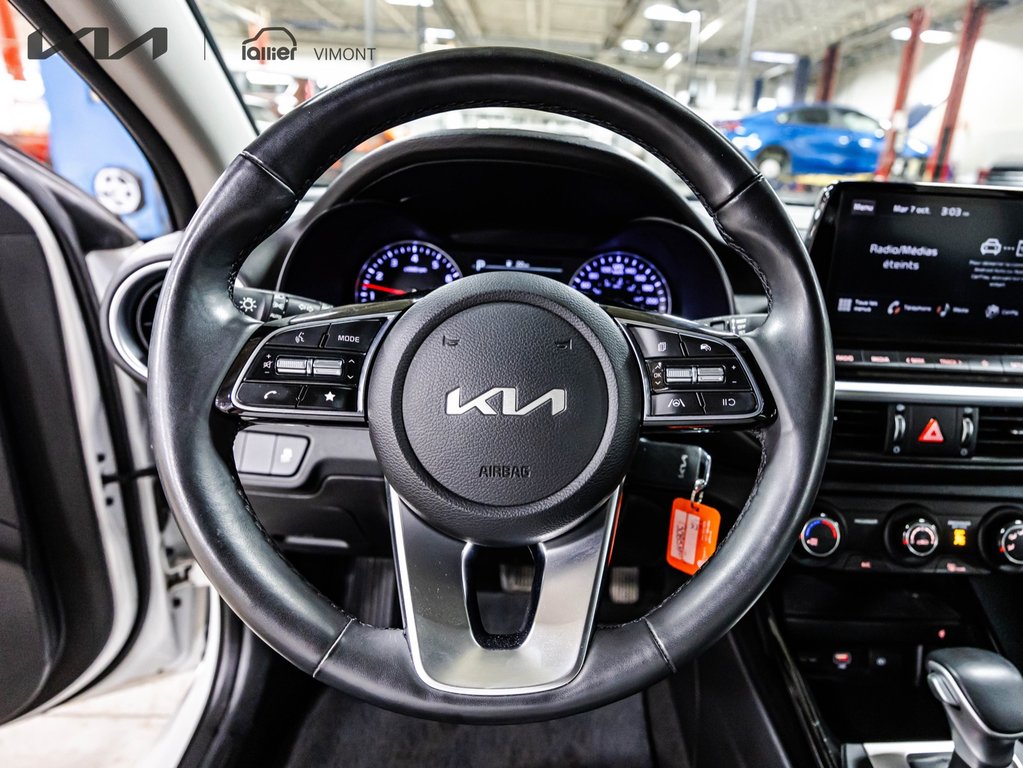 Kia Forte EX 2023 à , Québec - 21 - w1024h768px