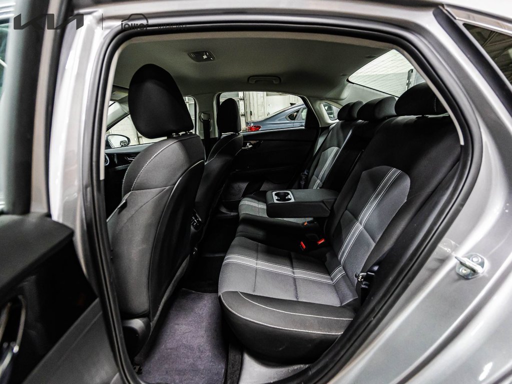 Kia Forte EX 2023 à , Québec - 8 - w1024h768px