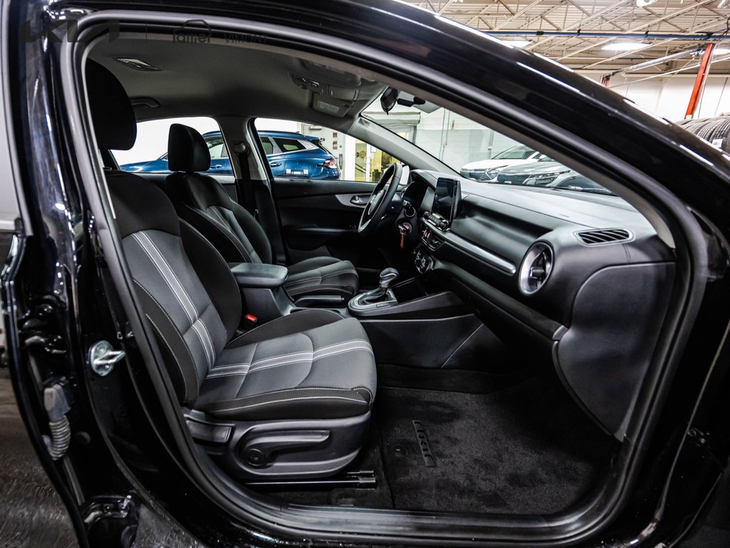 Kia Forte LX 2023 à , Québec - 11 - w1024h768px