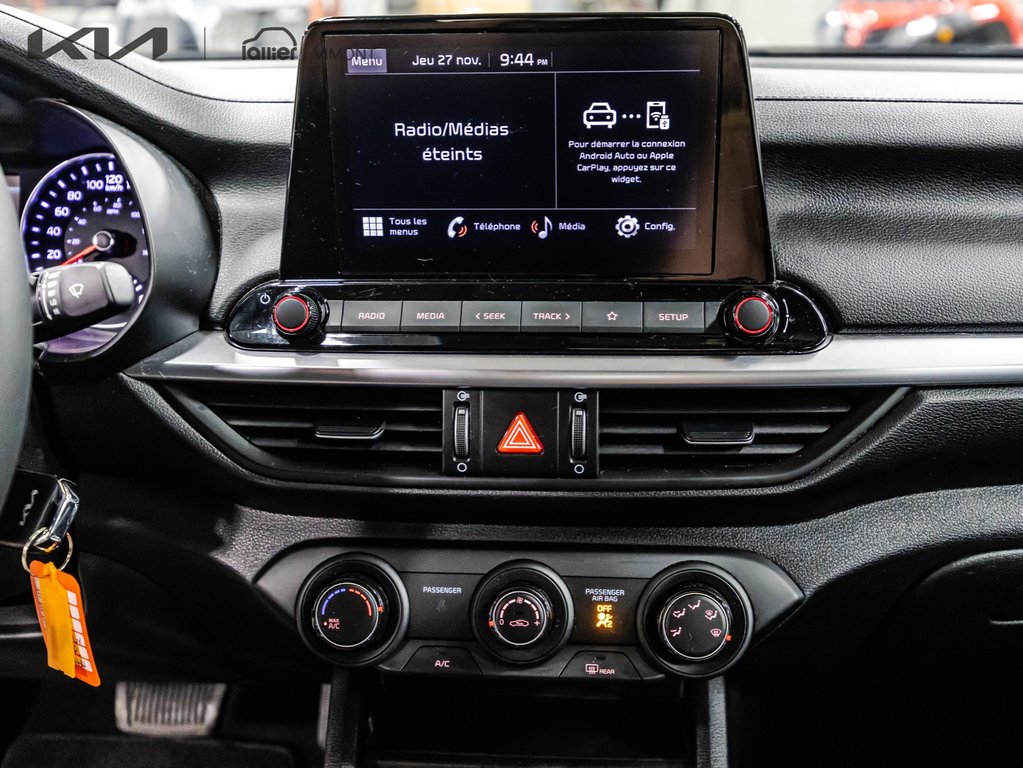 Kia Forte LX 2023 à , Québec - 13 - w1024h768px
