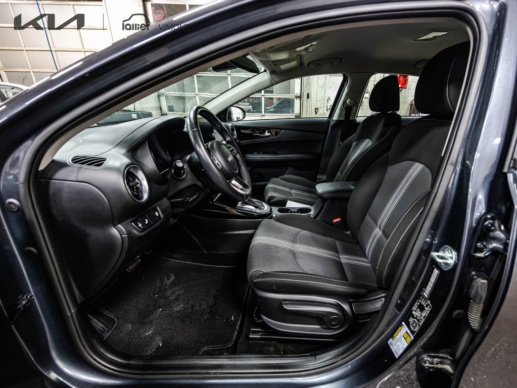 2023 Kia Forte EX in , Quebec - 9 - w1024h768px