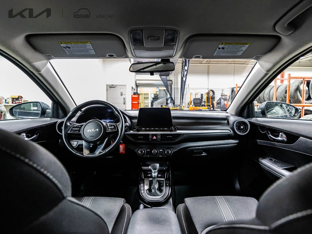Kia Forte EX 2023 à Montréal, Québec - 12 - w1024h768px