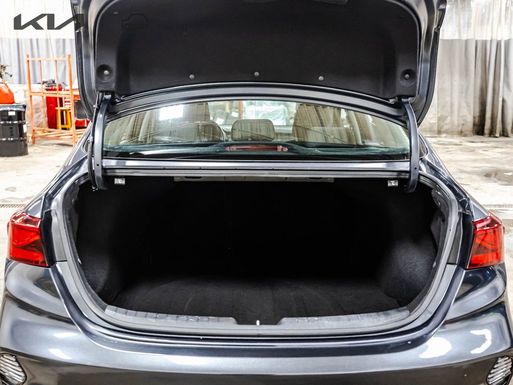 Kia Forte EX 2023 à , Québec - 24 - w1024h768px