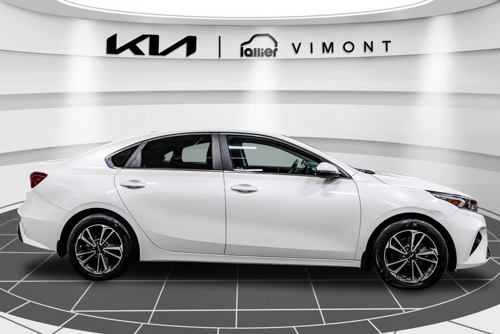 Kia Forte EX 2023 à , Québec - 17 - w1024h768px