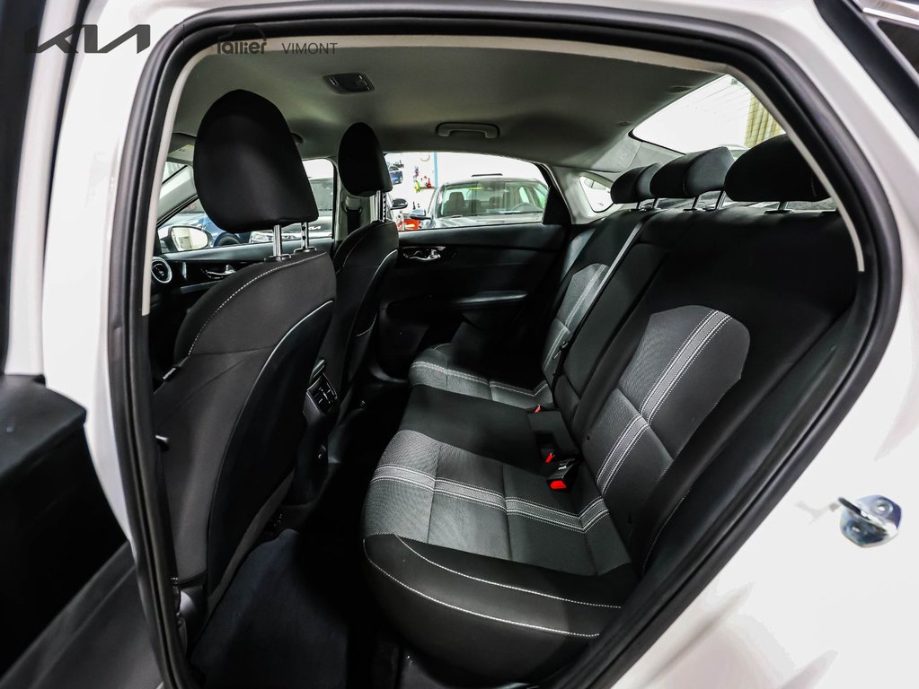 Kia Forte EX 2023 à Montréal, Québec - 10 - w1024h768px