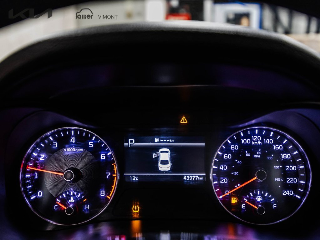 Kia Forte EX 2023 à Montréal, Québec - 8 - w1024h768px