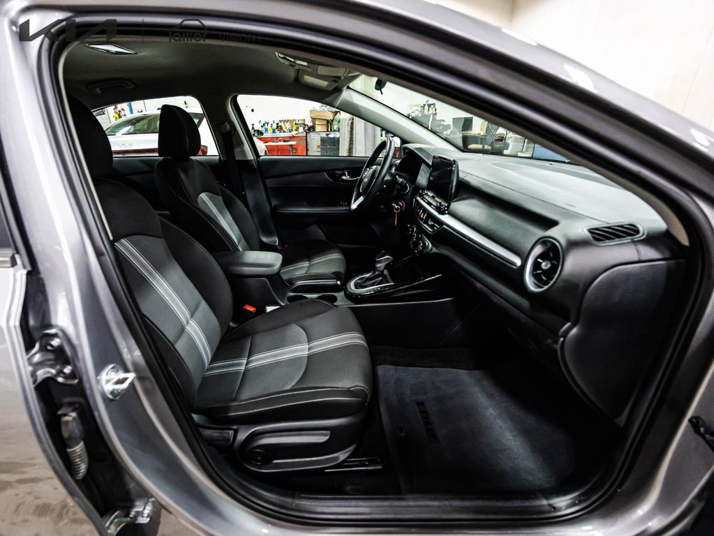 Kia Forte EX 2023 à Montréal, Québec - 11 - w1024h768px