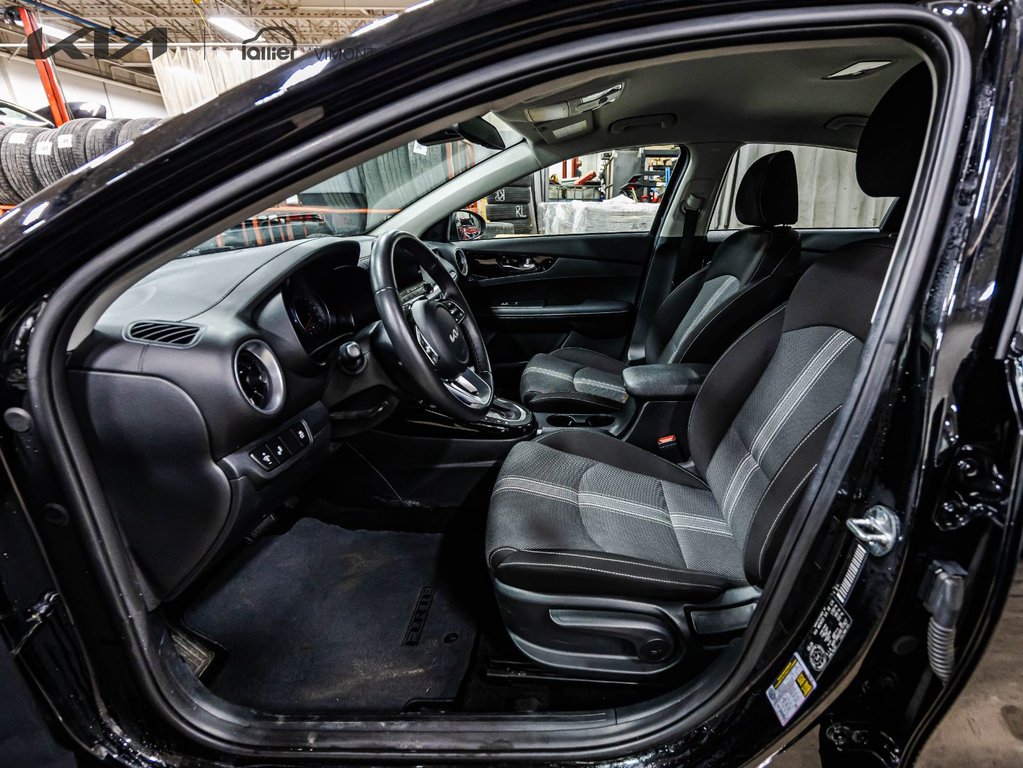 Kia Forte EX 2023 à Montréal, Québec - 9 - w1024h768px