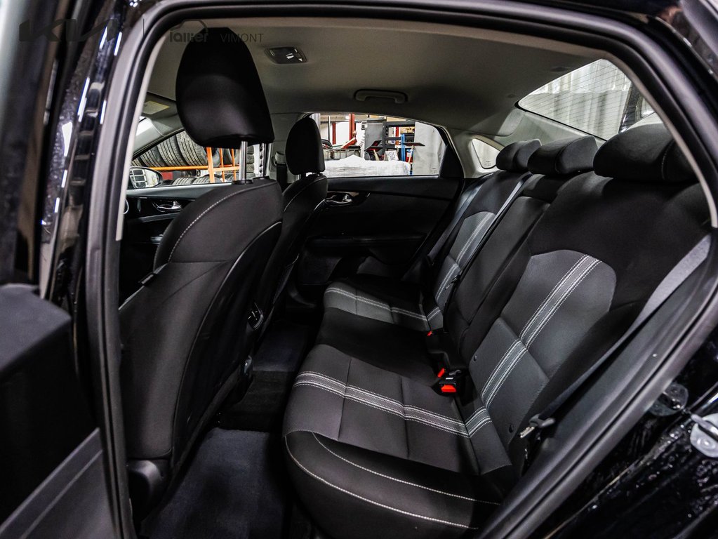 Kia Forte EX 2023 à Montréal, Québec - 10 - w1024h768px