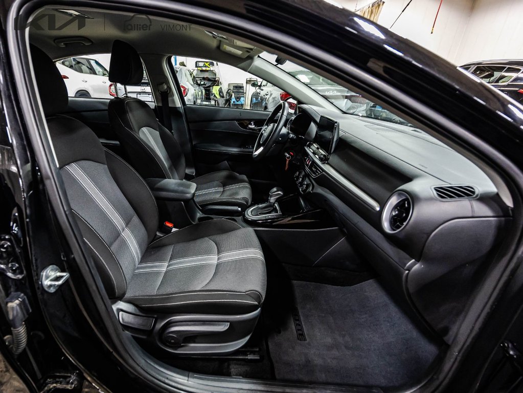 Kia Forte EX 2023 à Montréal, Québec - 11 - w1024h768px