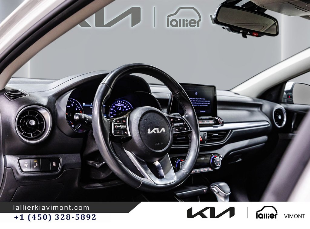 Kia Forte EX PREMIUM 2023 à Montréal, Québec - 21 - w1024h768px