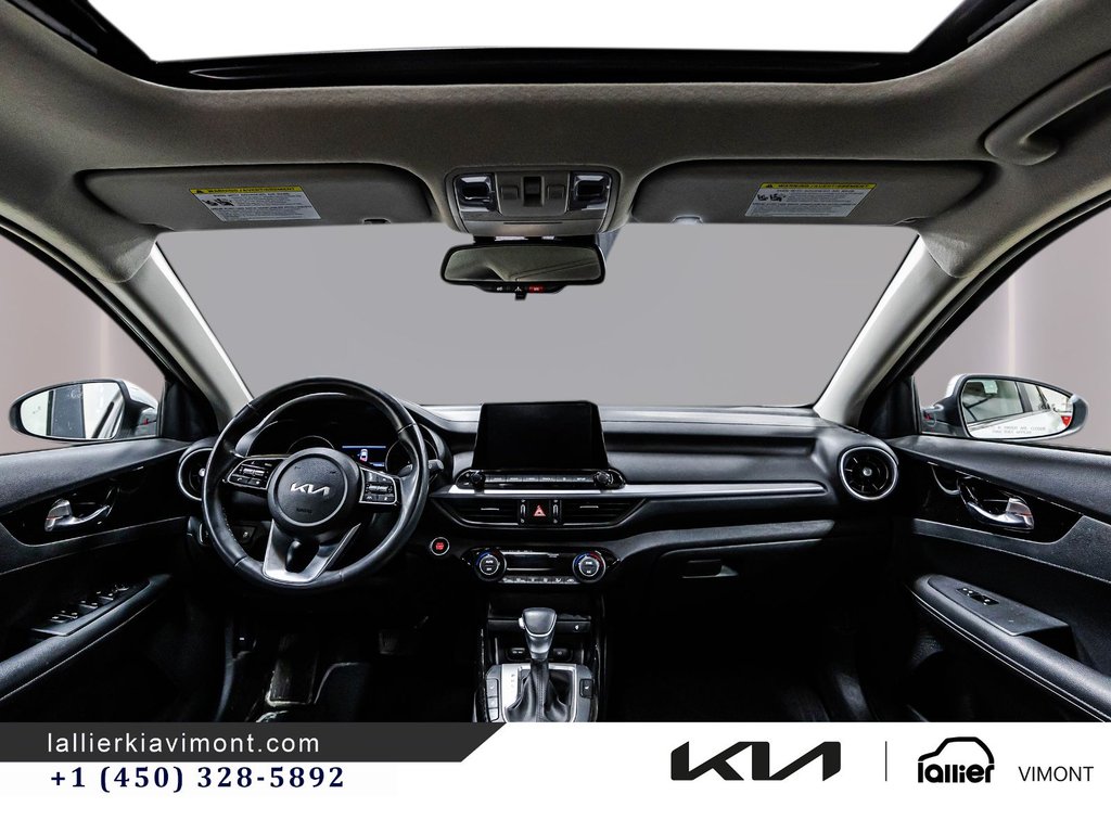 Kia Forte EX PREMIUM 2023 à Montréal, Québec - 12 - w1024h768px