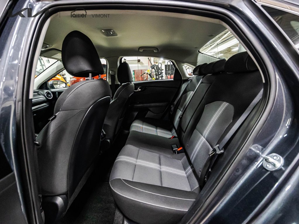 2023 Kia Forte EX in , Quebec - 8 - w1024h768px