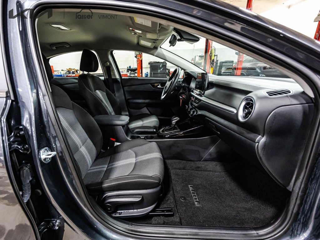 2023 Kia Forte EX in , Quebec - 9 - w1024h768px