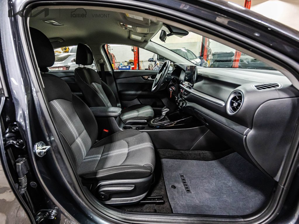 2023 Kia Forte EX in , Quebec - 9 - w1024h768px